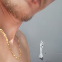 MandiLost's Offline Chat Room