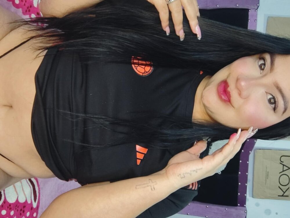 sexcam3d.net MIA_FoxXx__ livesex profile in colombia-0-0 cams
