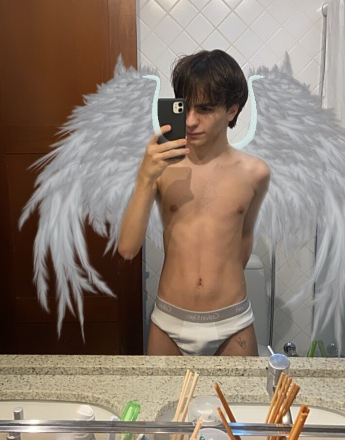 yungellito