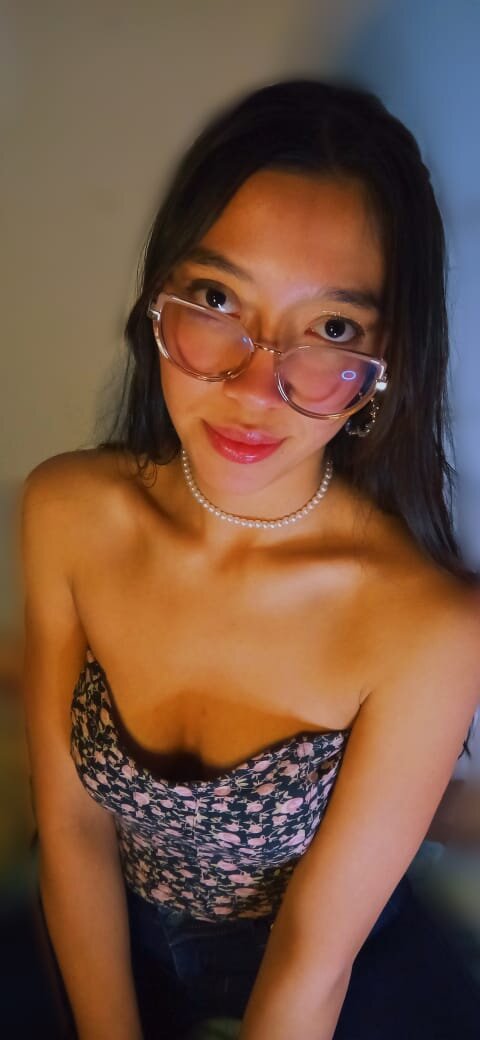 Mikaela_dh