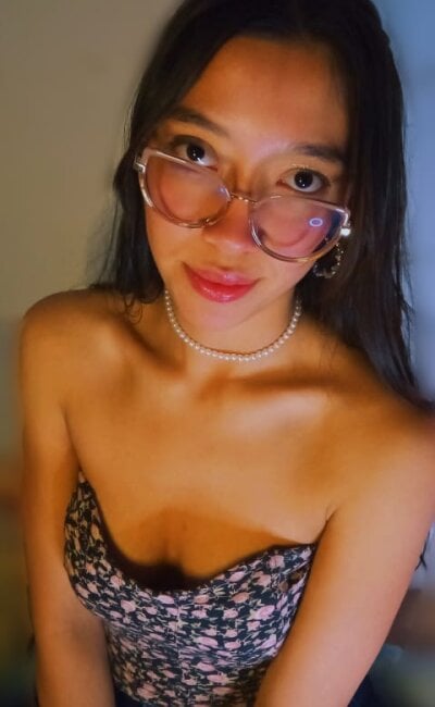 Mikaela_dh