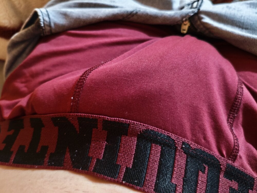 jhowman1994's Offline XXX Chat