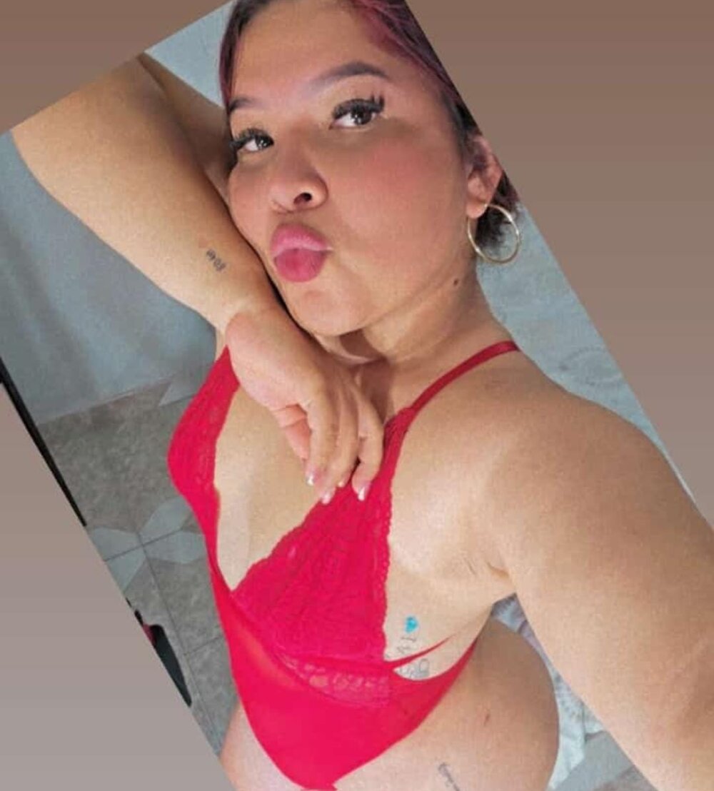 candy_bis' Offline XXX Chat