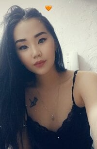 غرفة دردشة candymandyy دون اتصال