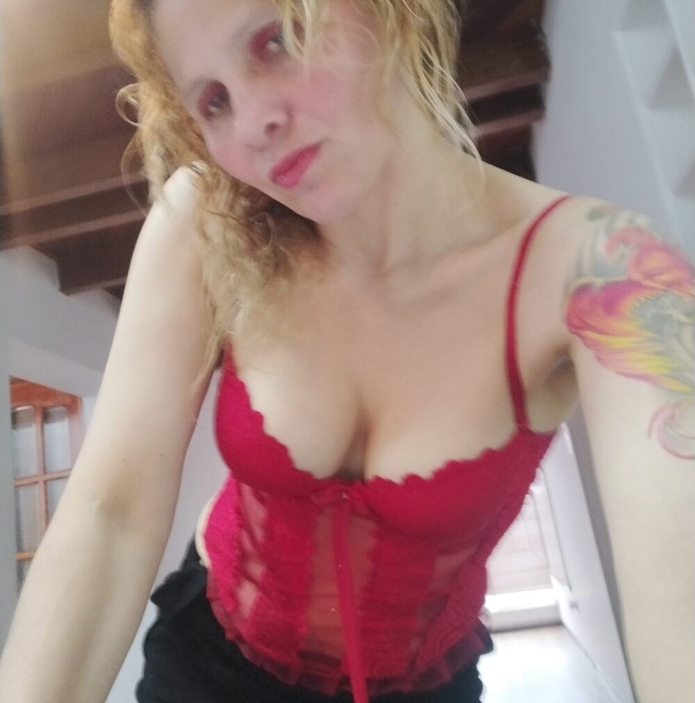 Rachel_Collins27 profile