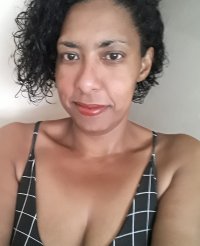 lucybrasilian's Offline Chat Room