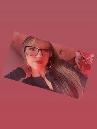 Aurora_blossom__'s webcam live show