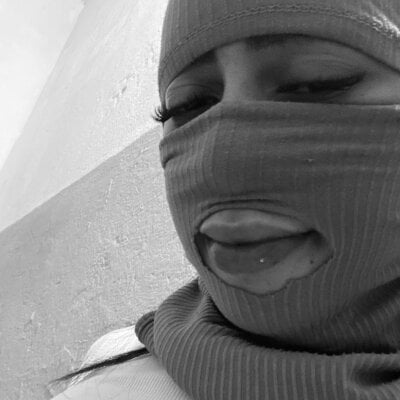 analuizaxxny on StripChat