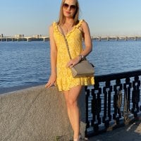 Addelin live XXX chat