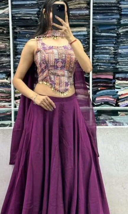 neha_singh92 from stripchat