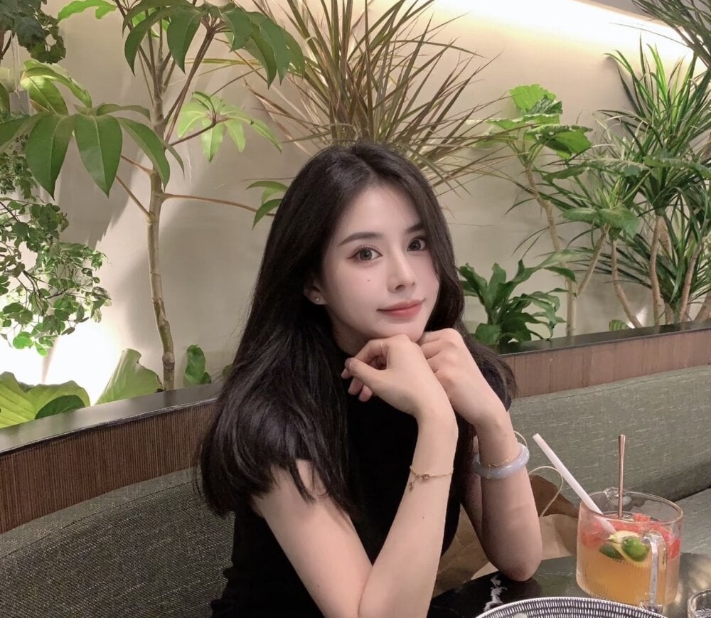 Cam girl nan-1