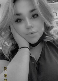 couplecokinouuu's webcam live show