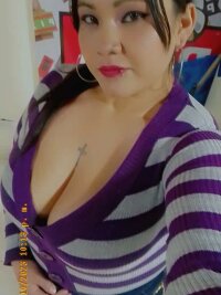 Cataleya-Tovar's Offline Chat Room