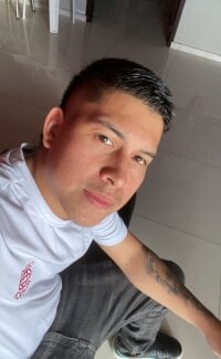 DearValentino's webcam live show