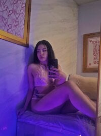 Chloe_Brownn_v's webcam live show