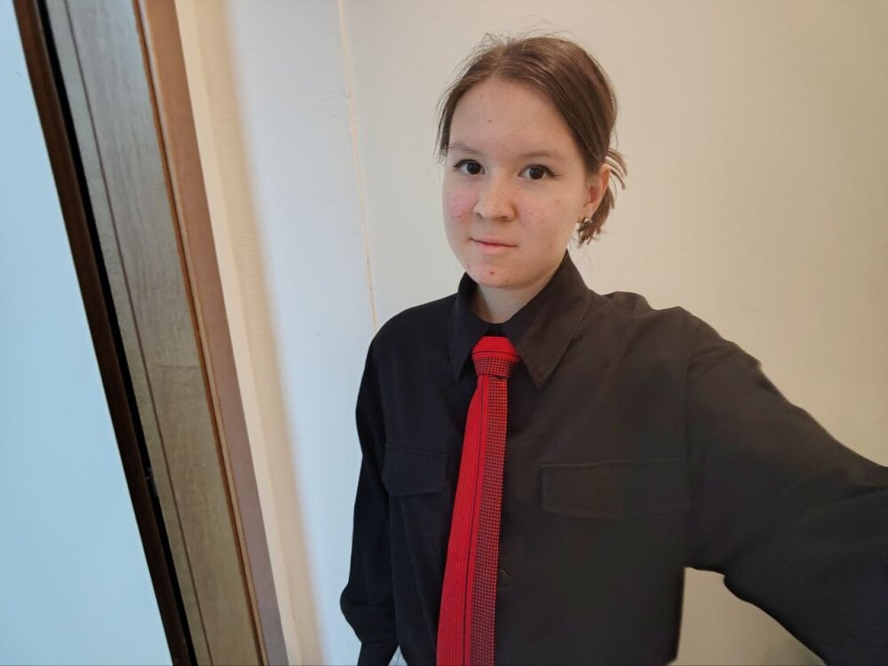 sleekcams.com ayanamiliz livesex profile in private-in-your-deep-thoughs cams