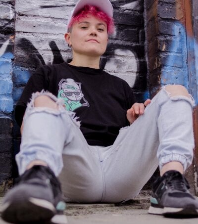 Megan11_