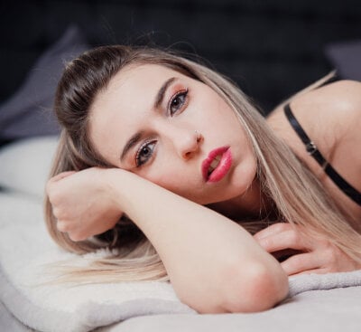 LaliDoll - Stripchat Girl 