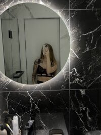 Candy-Love2 Live XXX Chat