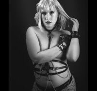 Manantialmojadox69 Webcam Model Profile