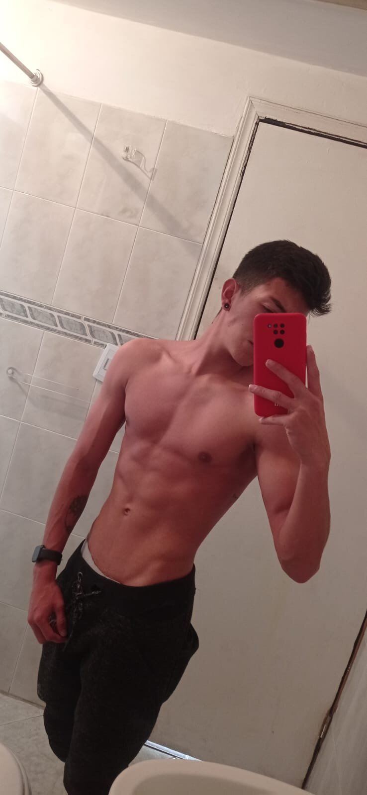 ares_strong33