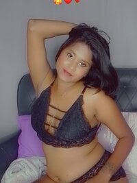 FoxiGirl23's webcam live show