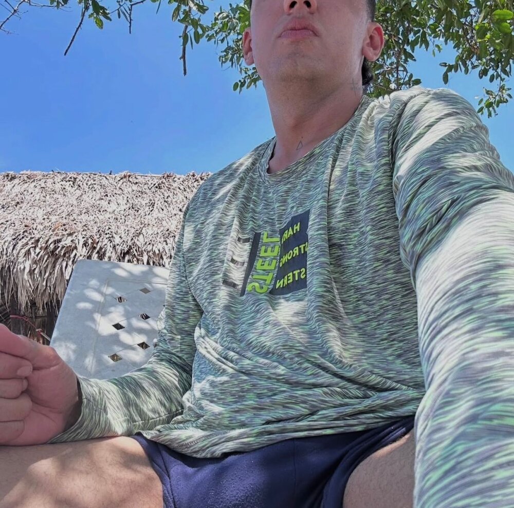 Alejandro_Volkov's most recent online preview