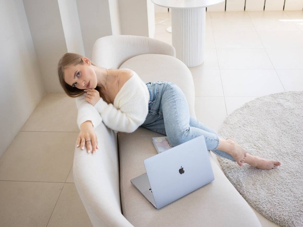 Live sex webcam photo for StacyCruuz #289628849