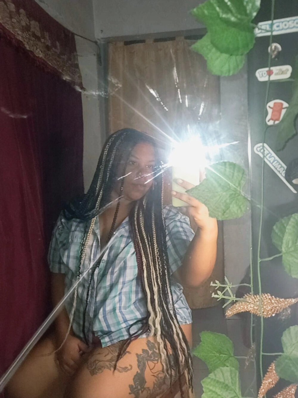 watchgirlcam.com samatha_love livesex profile in brown-hair cams