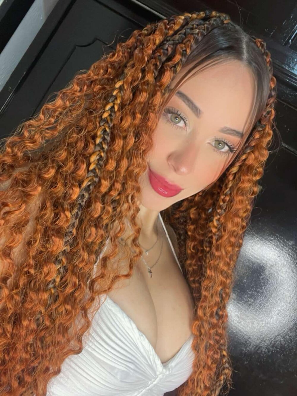 mega-camsex.net queen_of_m111lk livesex profile in so-am-in-up-state-new-york cams