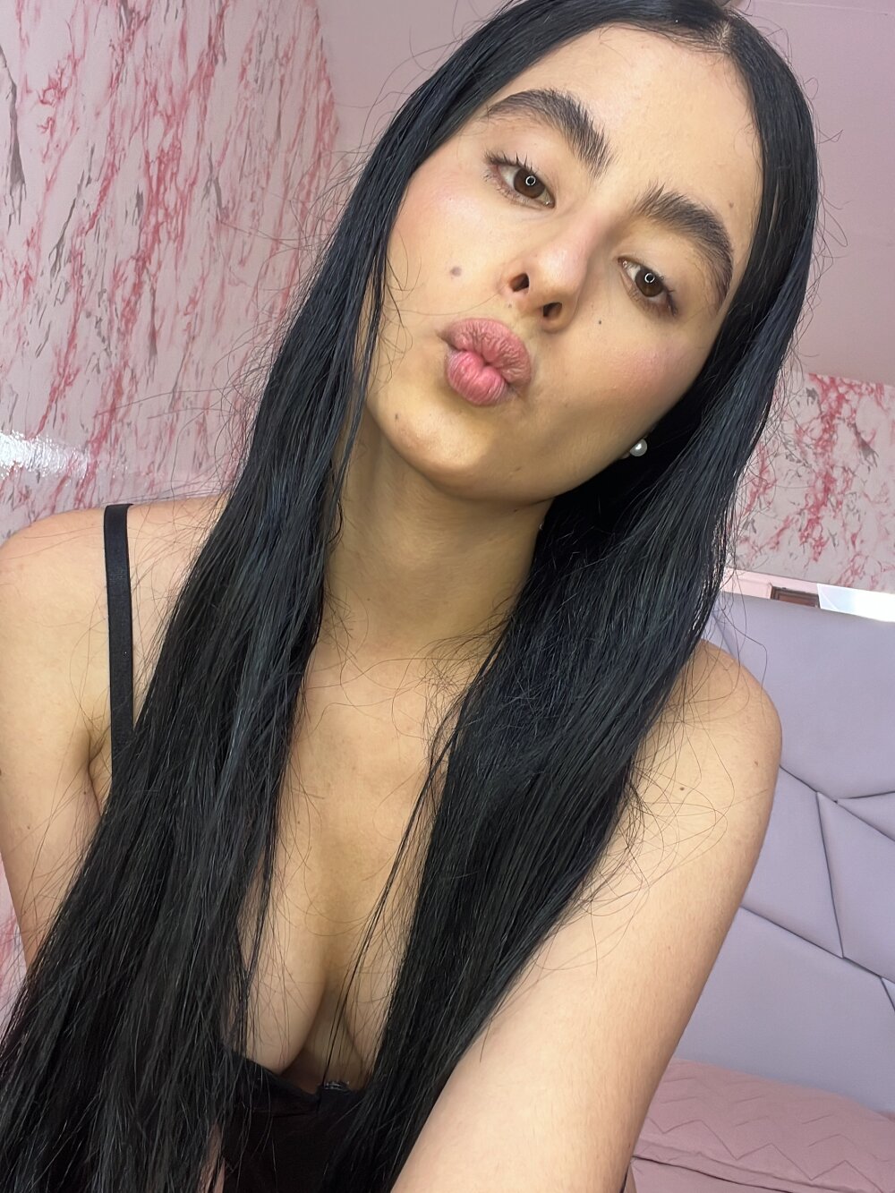 CristalFoxx_10 profile