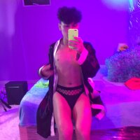 Nahomi_kim's Offline XXX Chat