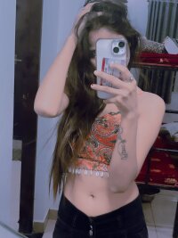 Monikaa_Singh's Offline Chat Room
