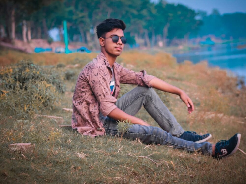 cutetaraaarhjn from stripchat