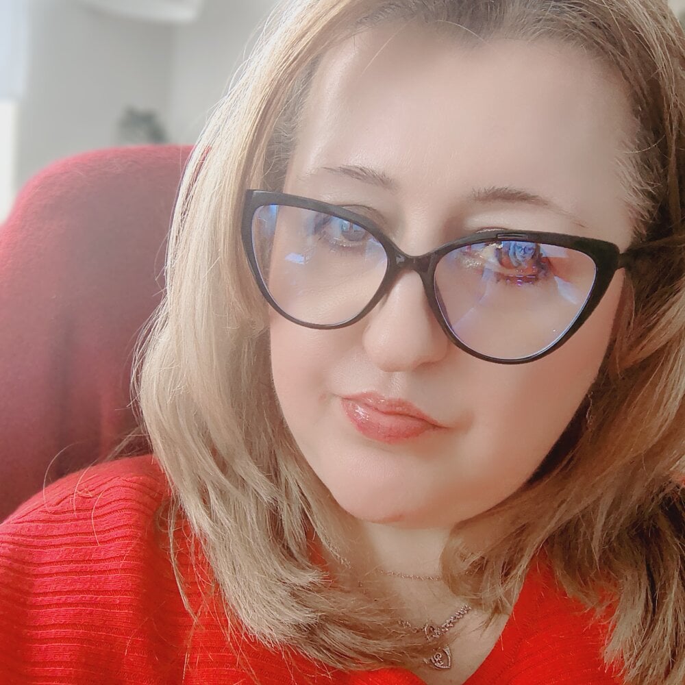 6livesex.com maria5xxx livesex profile in straight cams