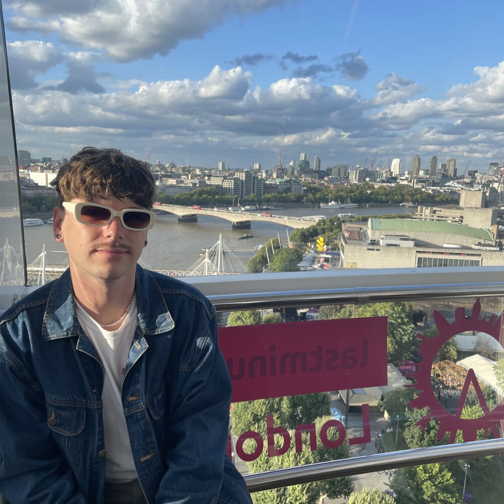 BumpDeHump69's Offline XXX Chat