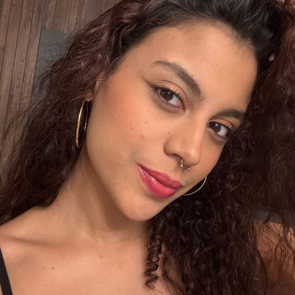 AriaMontclair profile