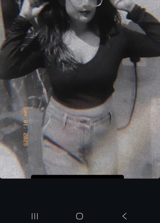 Naughtyy_Girl