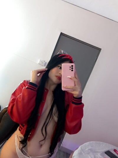 scarlett_grace from stripchat