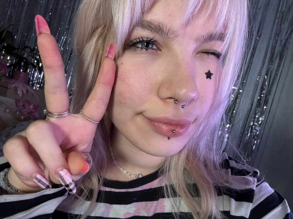 LolaDollyMur Chat XXX in diretta