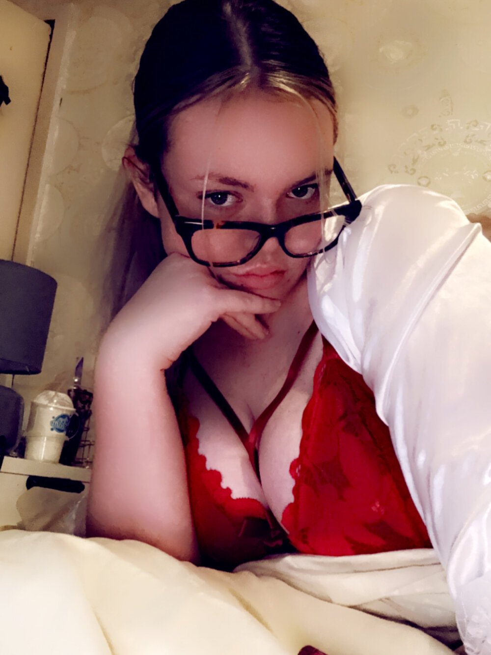 Naughty_Teen_Mia profile