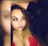 ClaudiaAlvarez01's Offline Chat Room