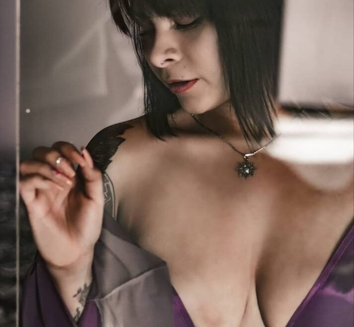 Tammy-Hot Profile Image