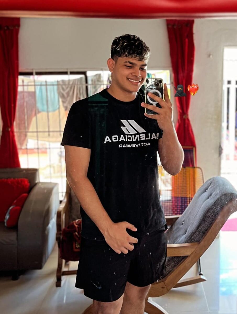 james_smithx from stripchat