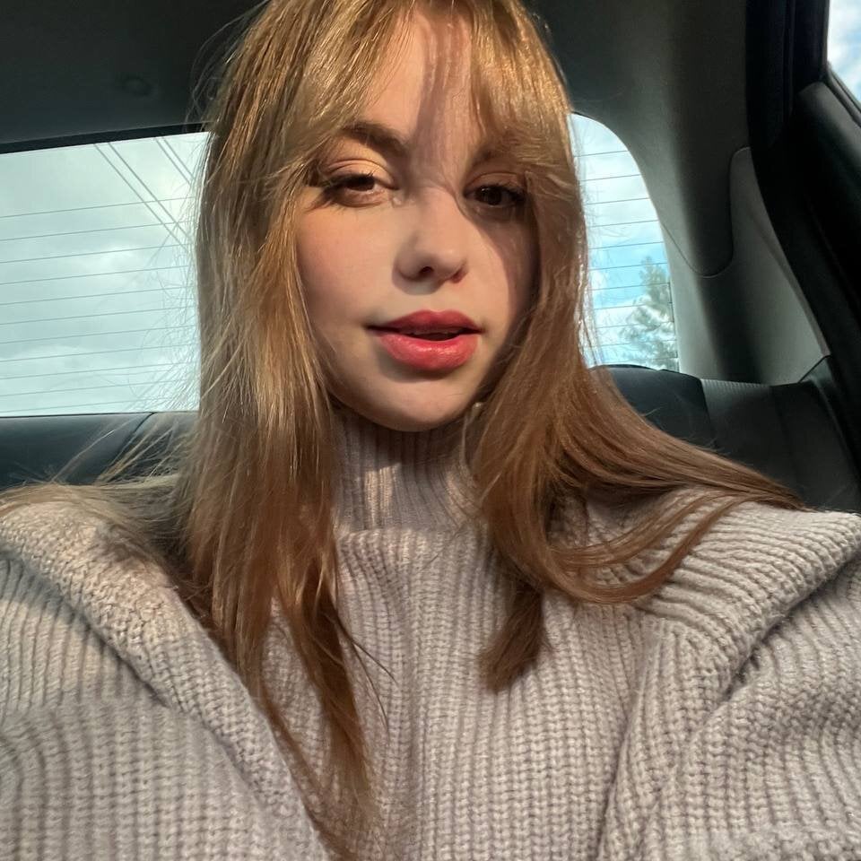 Rose_bronce profile