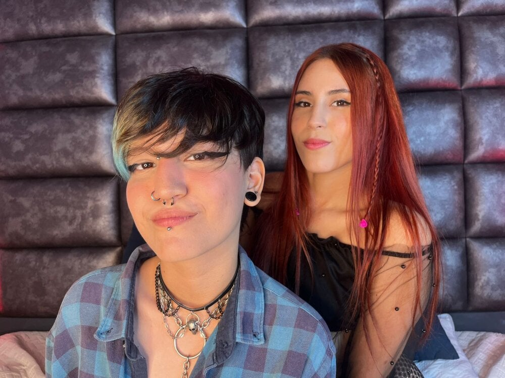 Chatroom XXX hors ligne de Diana_Charlie