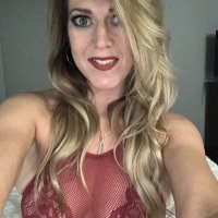 ChestieCharms' Offline Chat Room