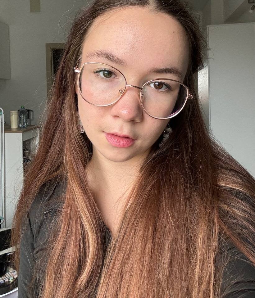 247camsex.com sara_george livesex profile in thin cams