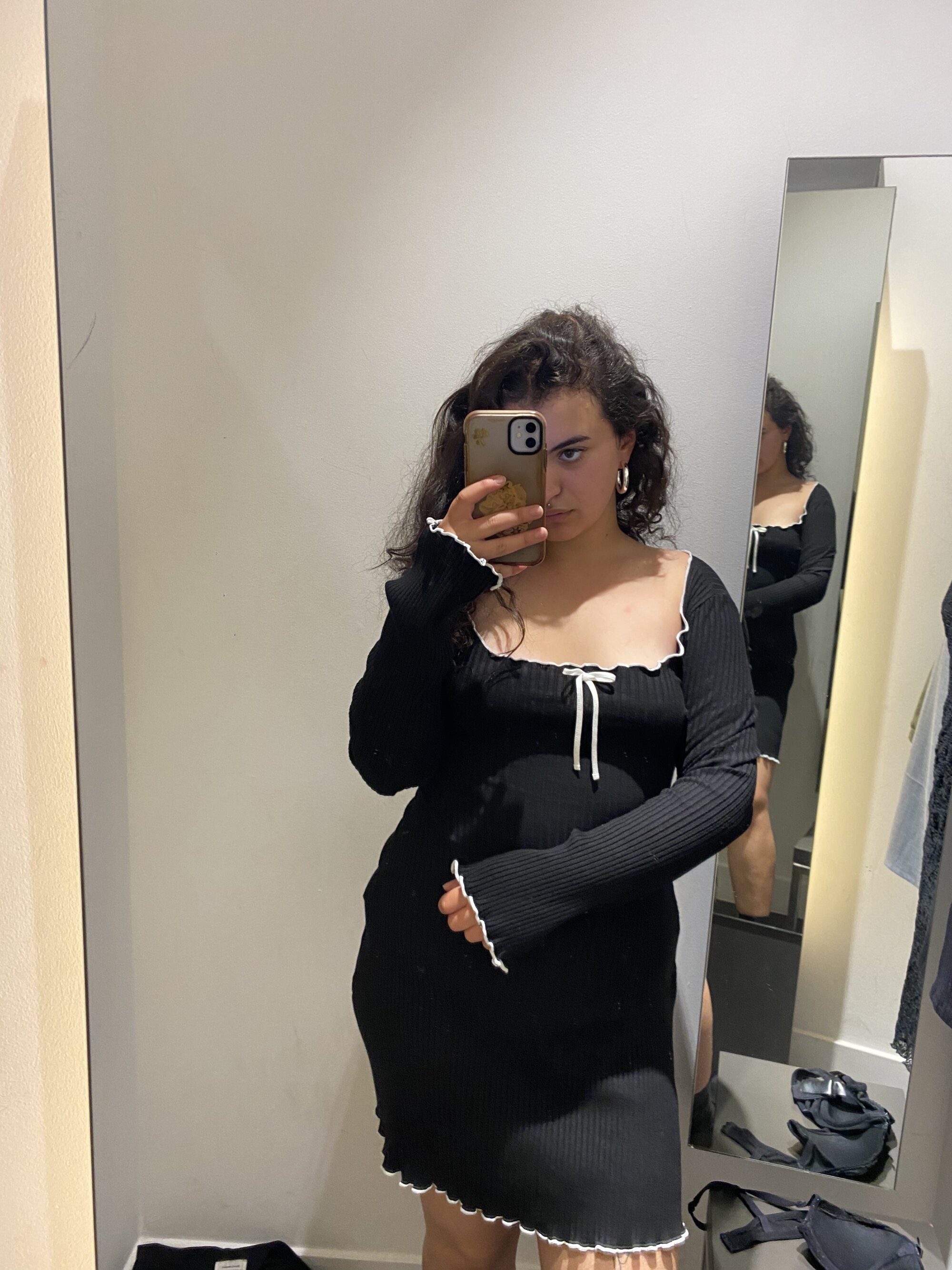 curlycurvybaddie