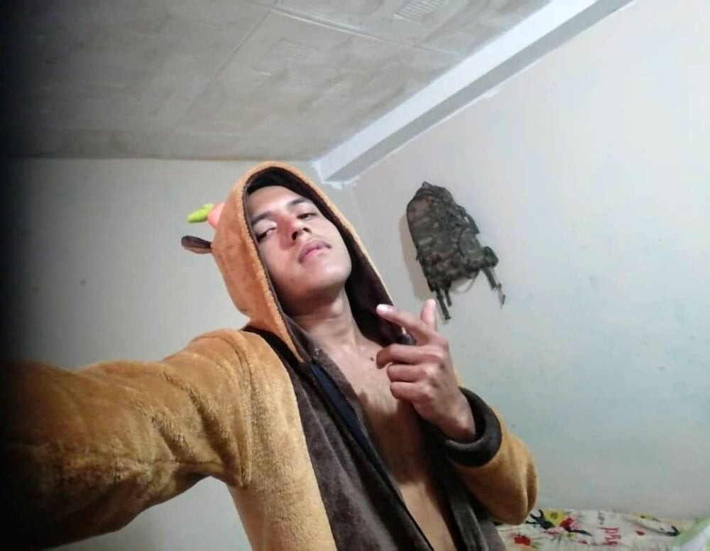 Jeikaliente Offline XXX Chat